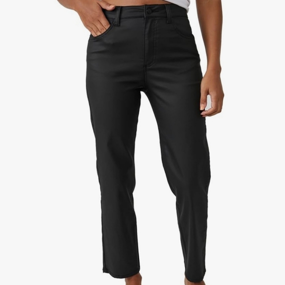 We The Free Straight Leg Women's Jeans in Black